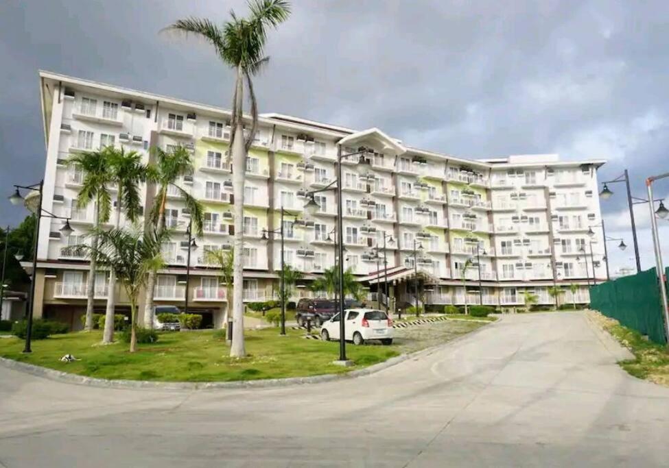 The Nearest Studio From Mactanairport With Disney+ Lapu-Lapu City Exterior photo