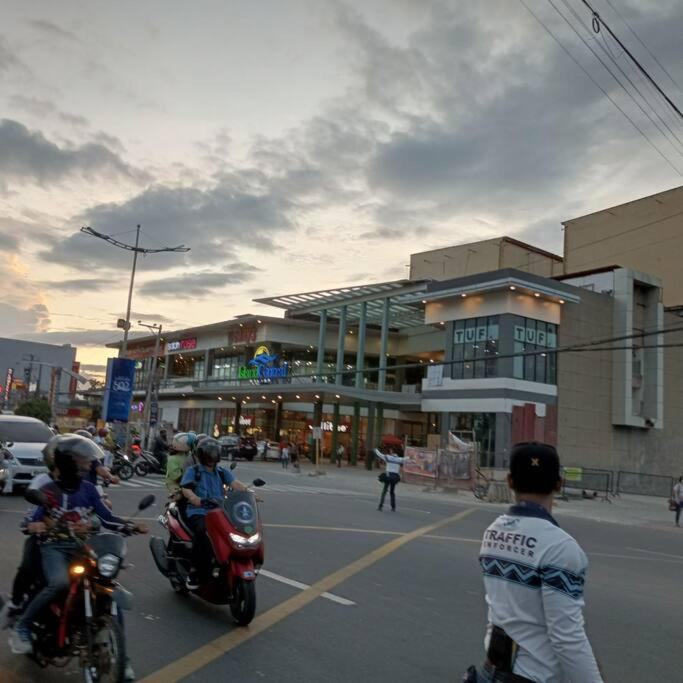 The Nearest Studio From Mactanairport With Disney+ Lapu-Lapu City Exterior photo