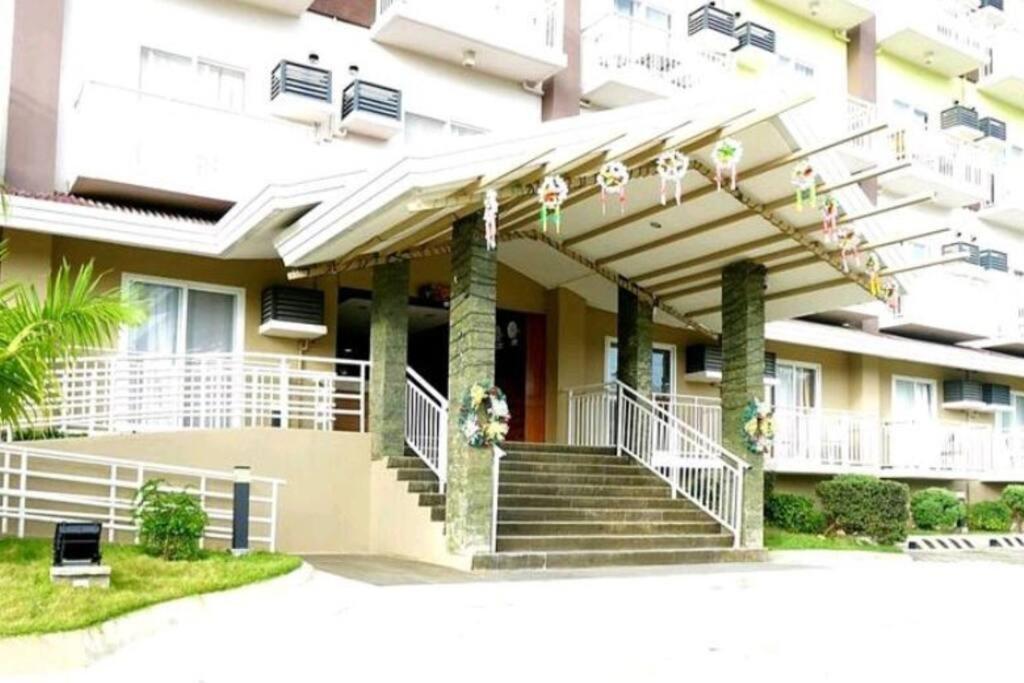 The Nearest Studio From Mactanairport With Disney+ Lapu-Lapu City Exterior photo